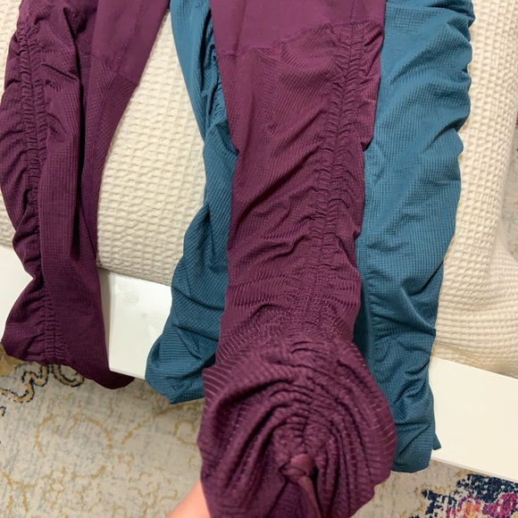 Fabletics Legging pair - Picture 3 of 6